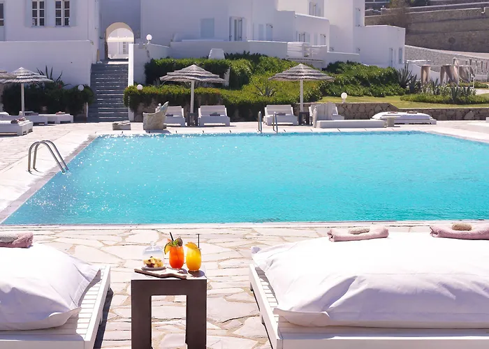 Mykonos Bay & Hotell 4*